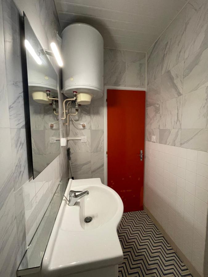 T2 avec terrasse, vue étang et son coucher de soleil, plage à proximité, wifi et place de parking gratuit que l on nomme Grain de Corail Le Barcarès Exterior foto